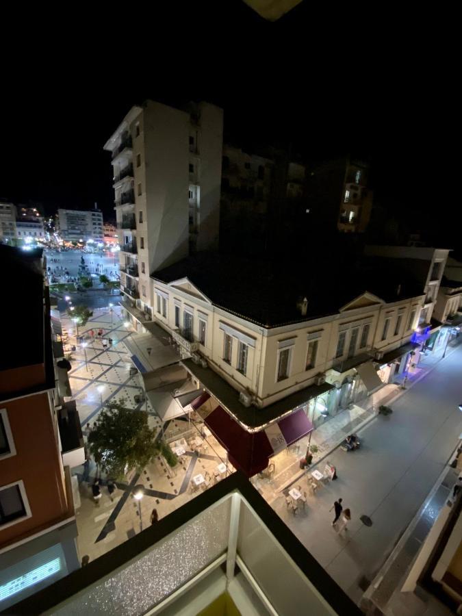 Happy Place! Big, Bright & Central - Ideal For Families And Groups Of Friends Patras Exterior photo