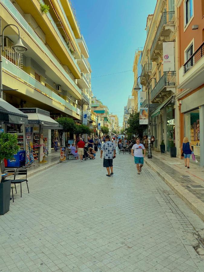 Happy Place! Big, Bright & Central - Ideal For Families And Groups Of Friends Patras Exterior photo