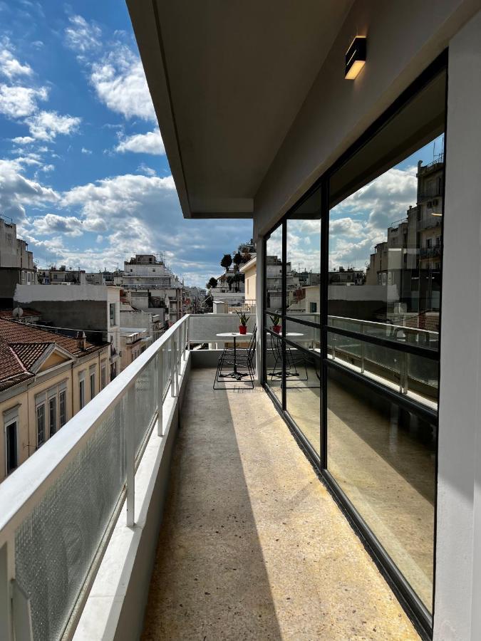 Happy Place! Big, Bright & Central - Ideal For Families And Groups Of Friends Patras Exterior photo